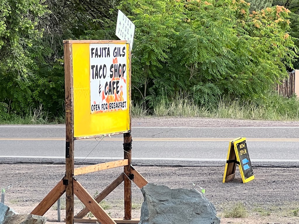Fajita Gils Taco Shop & Cafe | restaurant | 812 NM-22, Peña Blanca, NM 87041, USA | 5053503084 OR +1 505-350-3084