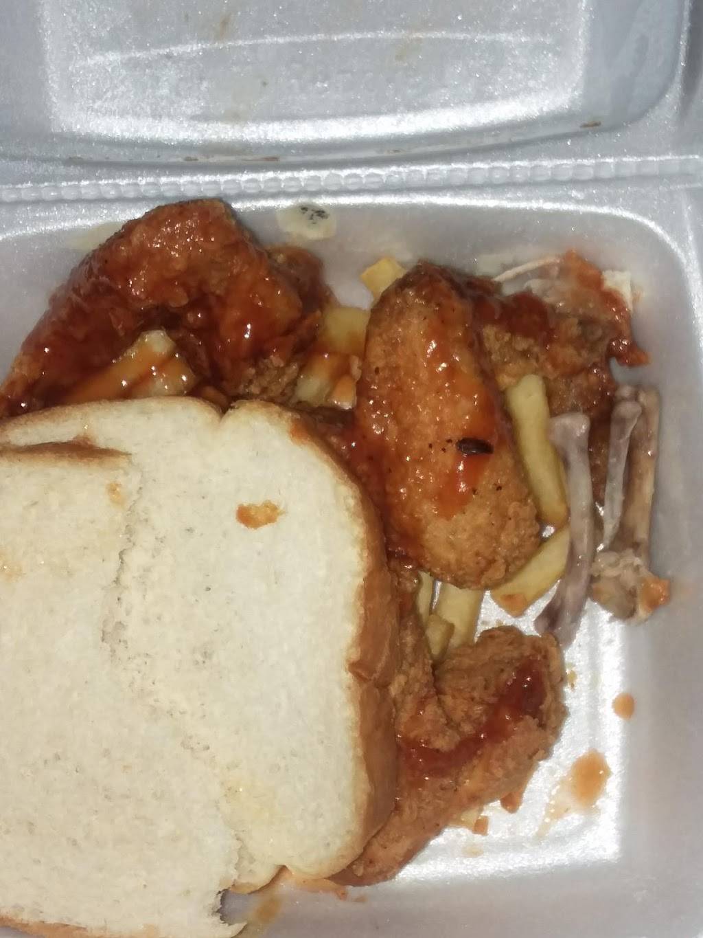 Maggie Gyros & Philly Inc | restaurant | 5458 S Halsted St, Chicago, IL 60609, USA | 7735483333 OR +1 773-548-3333