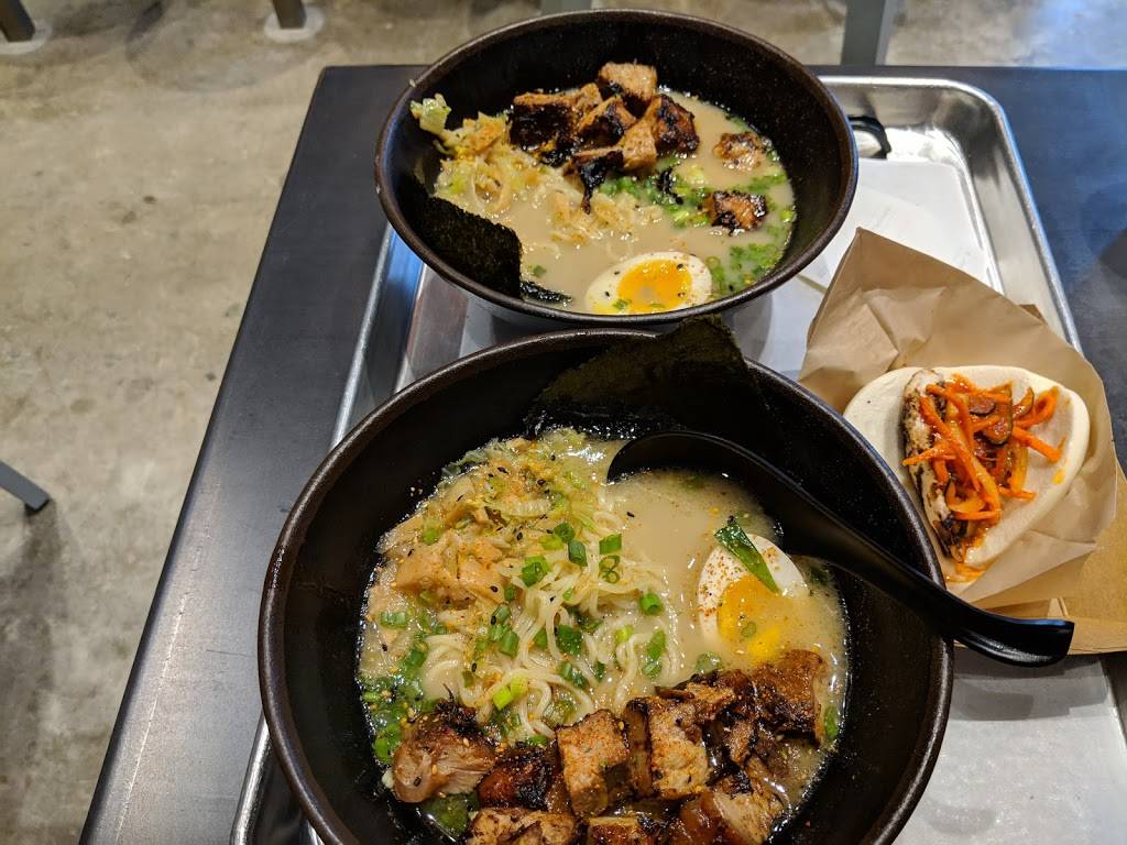 Le Bao Asian Eatery | restaurant | 1009 Park Ave, Columbia, MO 65201, USA | 5734432867 OR +1 573-443-2867