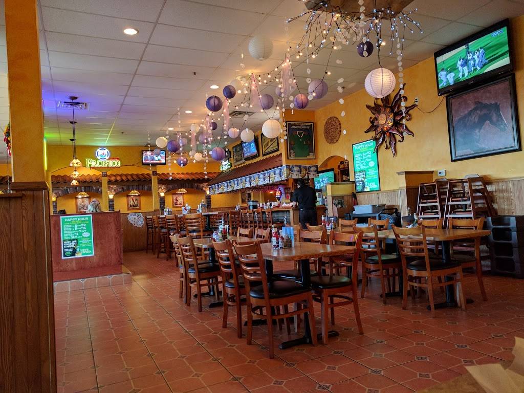 Don Julio Mexican Restaurant | restaurant | 5466 St Croix Trail # G, North Branch, MN 55056, USA | 6516745990 OR +1 651-674-5990