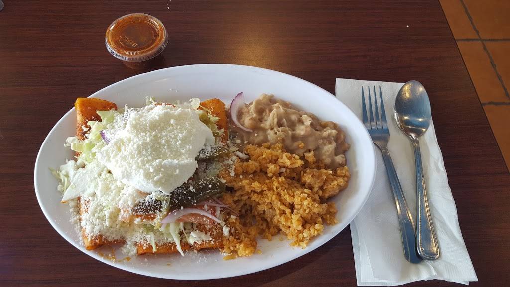 La Plaza Bakery | bakery | 901 Front St, Soledad, CA 93960, USA | 8316781452 OR +1 831-678-1452