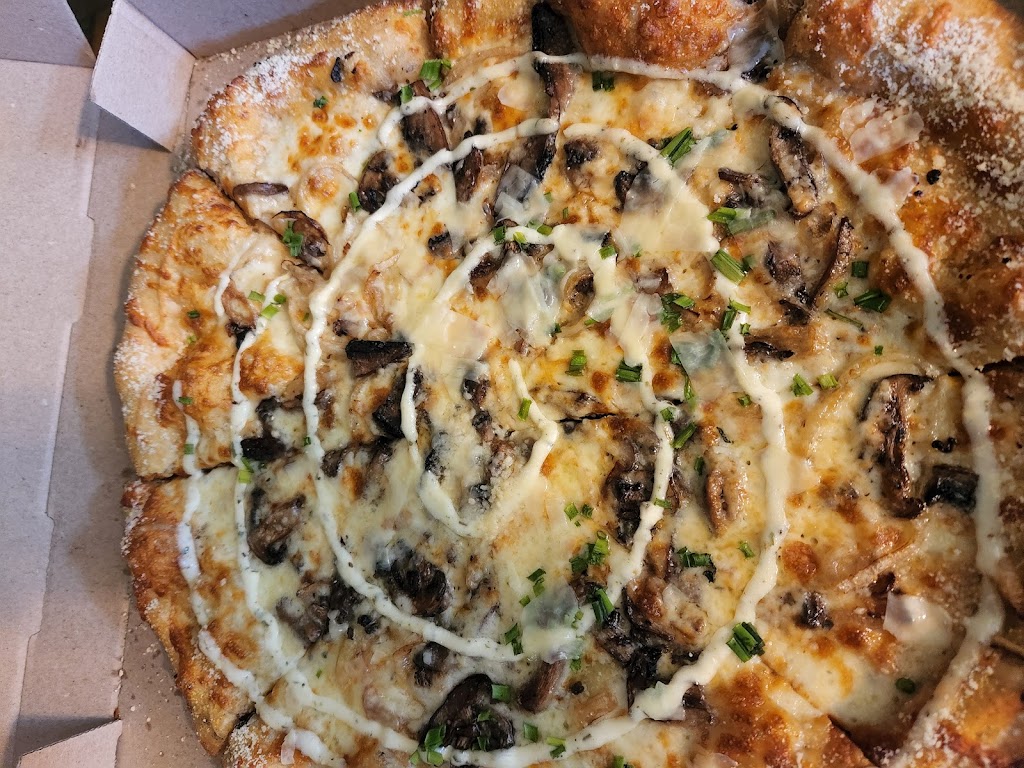 Mellow Mushroom Virginia Beach | restaurant | 3501 Atlantic Ave # 118, Virginia Beach, VA 23451, USA | 7579168900 OR +1 757-916-8900