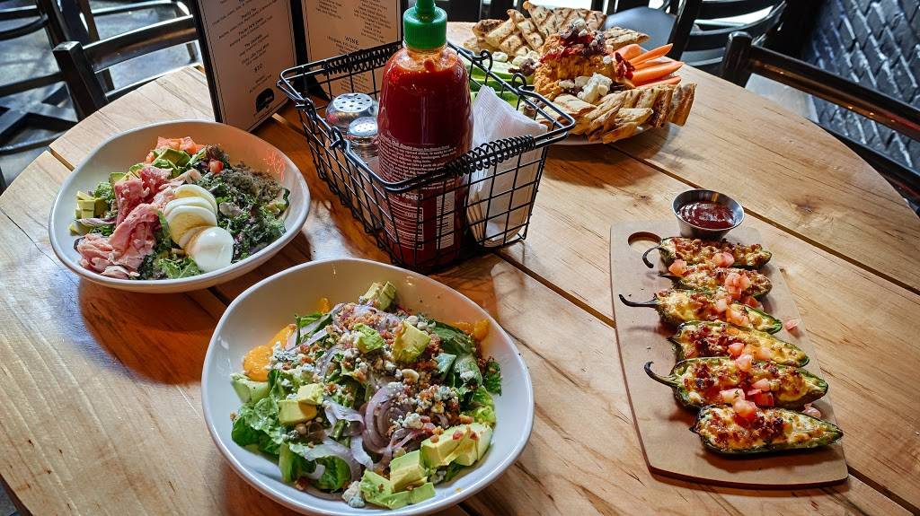 Happy Camper Pizzeria | restaurant | 1209 N Wells St, Chicago, IL 60610, USA | 3123441634 OR +1 312-344-1634