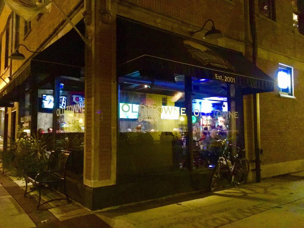 Old Towne Pub & Eatery | restaurant | 201 W State St, Geneva, IL 60134, USA | 6302327962 OR +1 630-232-7962