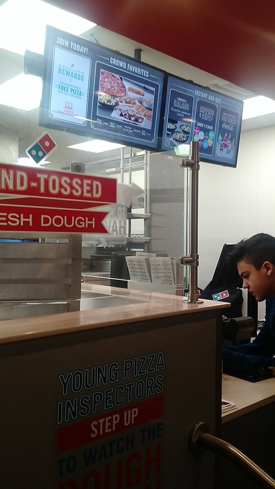 Dominos Pizza | meal delivery | 12 Polly Drummond Hill Rd, Newark, DE 19711, USA | 3027382200 OR +1 302-738-2200