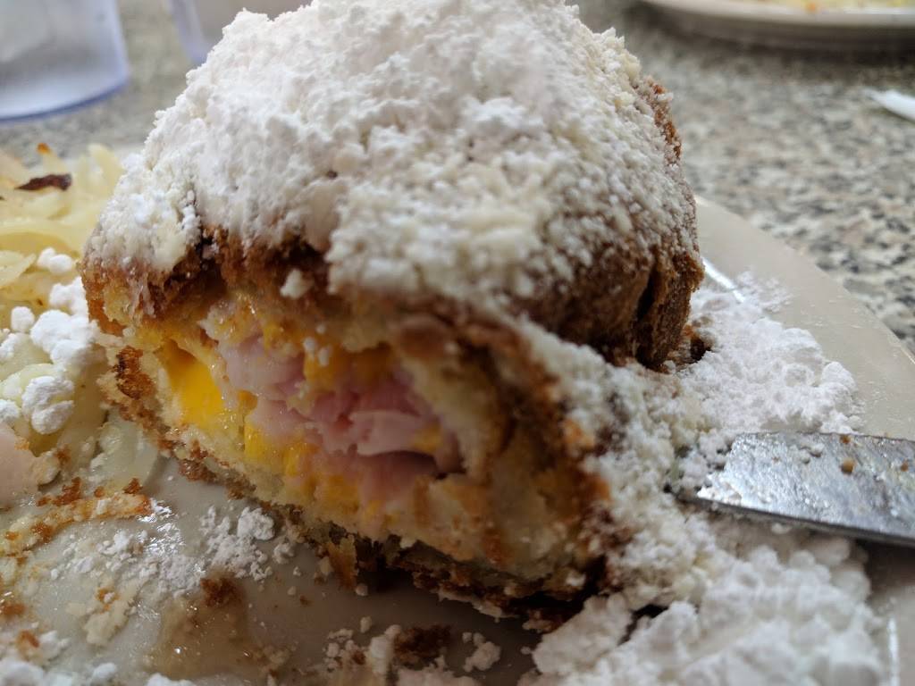 Ginger Browns Old Tyme Restaurant & Bakery | cafe | 6312 Jacksboro Hwy, Lake Worth, TX 76135, USA | 8172372114 OR +1 817-237-2114