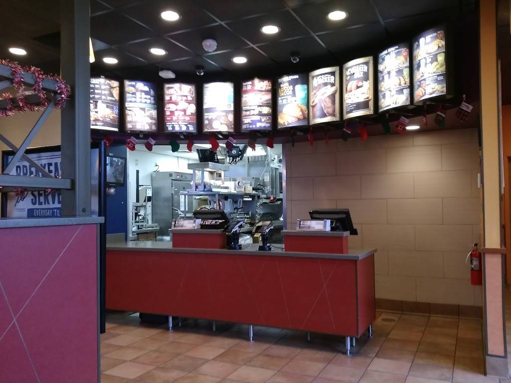 Taco Bell | meal takeaway | 97 Village Dr, Holly Ridge, NC 28445, USA | 9103278770 OR +1 910-327-8770