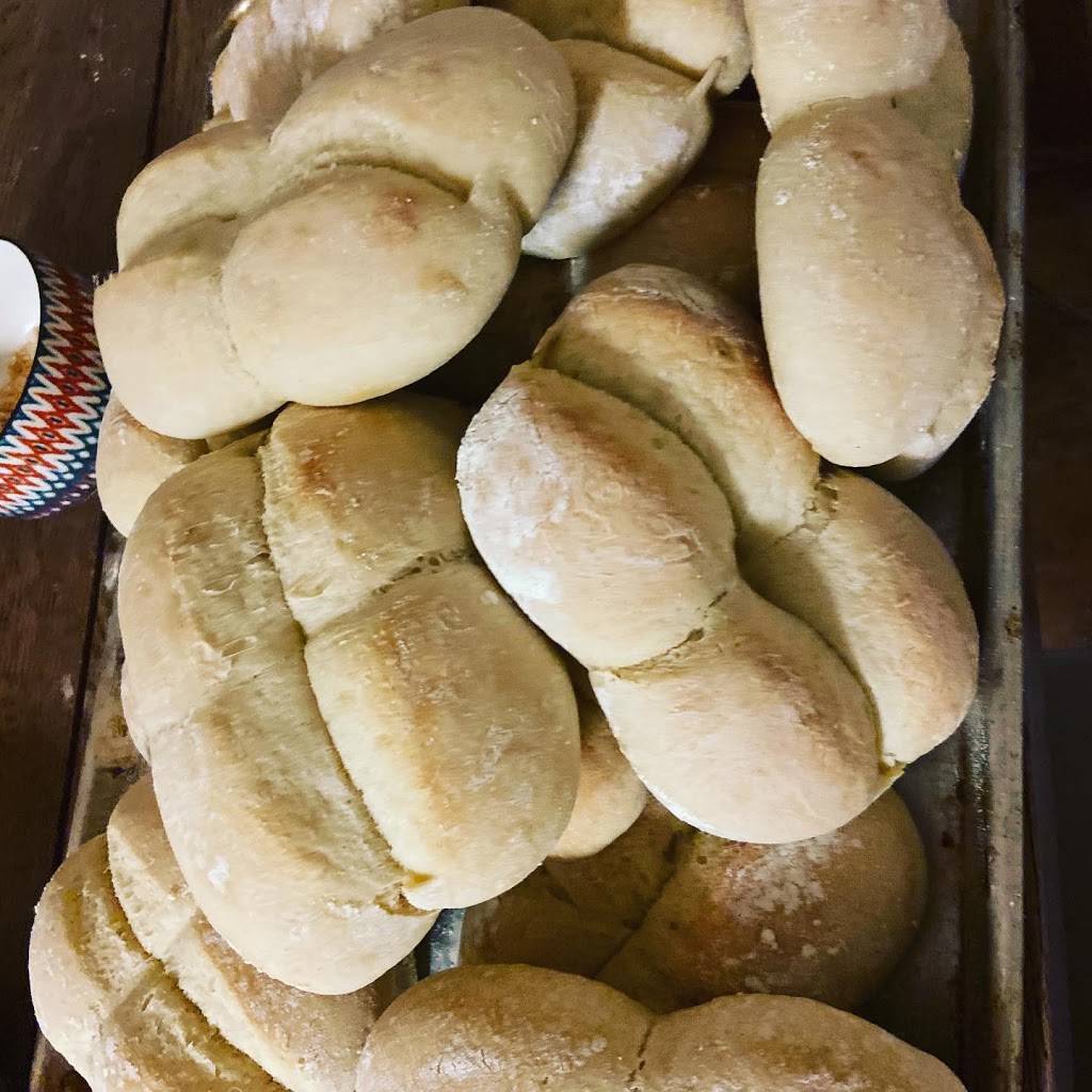 Austral Cafe | restaurant | 18 N Dollins Ave, Orlando, FL 32805, USA | 4073739437 OR +1 407-373-9437