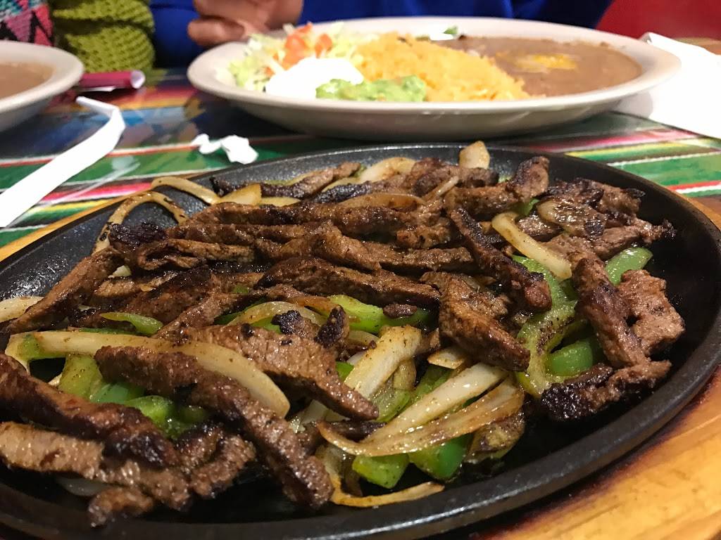 Moctezumas Mexican Restaurant | restaurant | 684 Belmont Ave, Springfield, MA 01108, USA | 4133177977 OR +1 413-317-7977