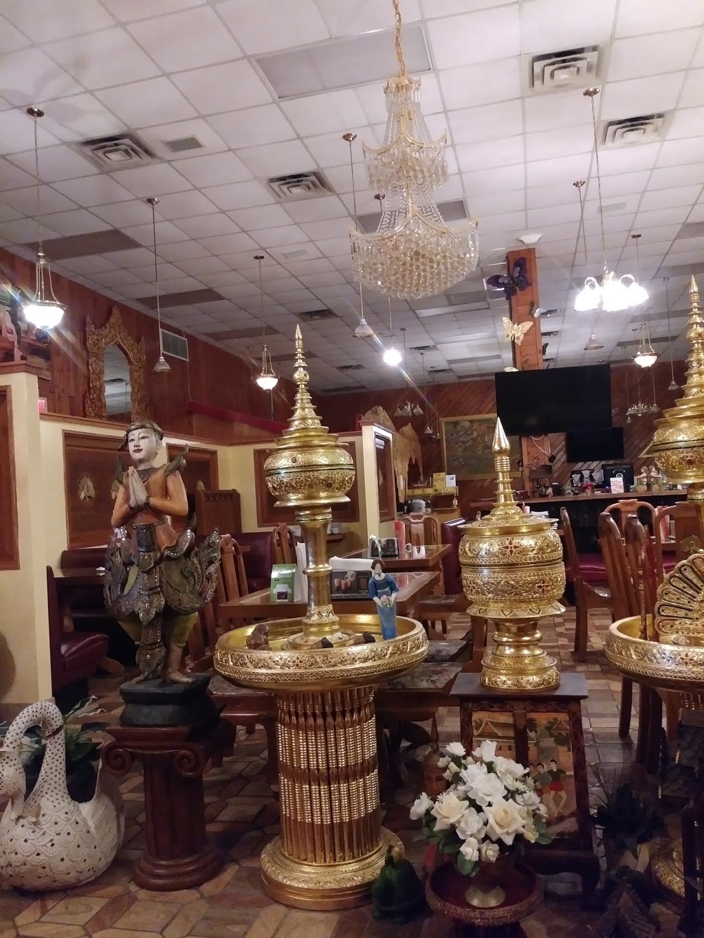 Bangkok Thai Cuisine | restaurant | 3821 Airport Blvd, Mobile, AL 36608, USA | 2513449995 OR +1 251-344-9995