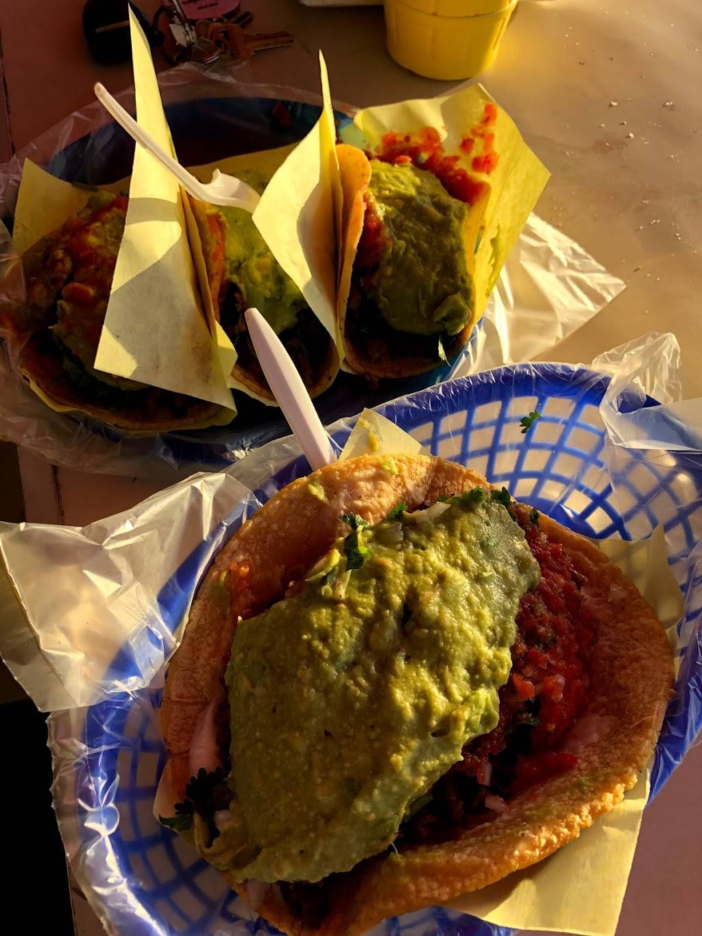 Tacos "El Ruso" | restaurant | Acueducto 4611, Soler, 22530 Tijuana, B.C., Mexico | 016644834219 OR +52 664 483 4219