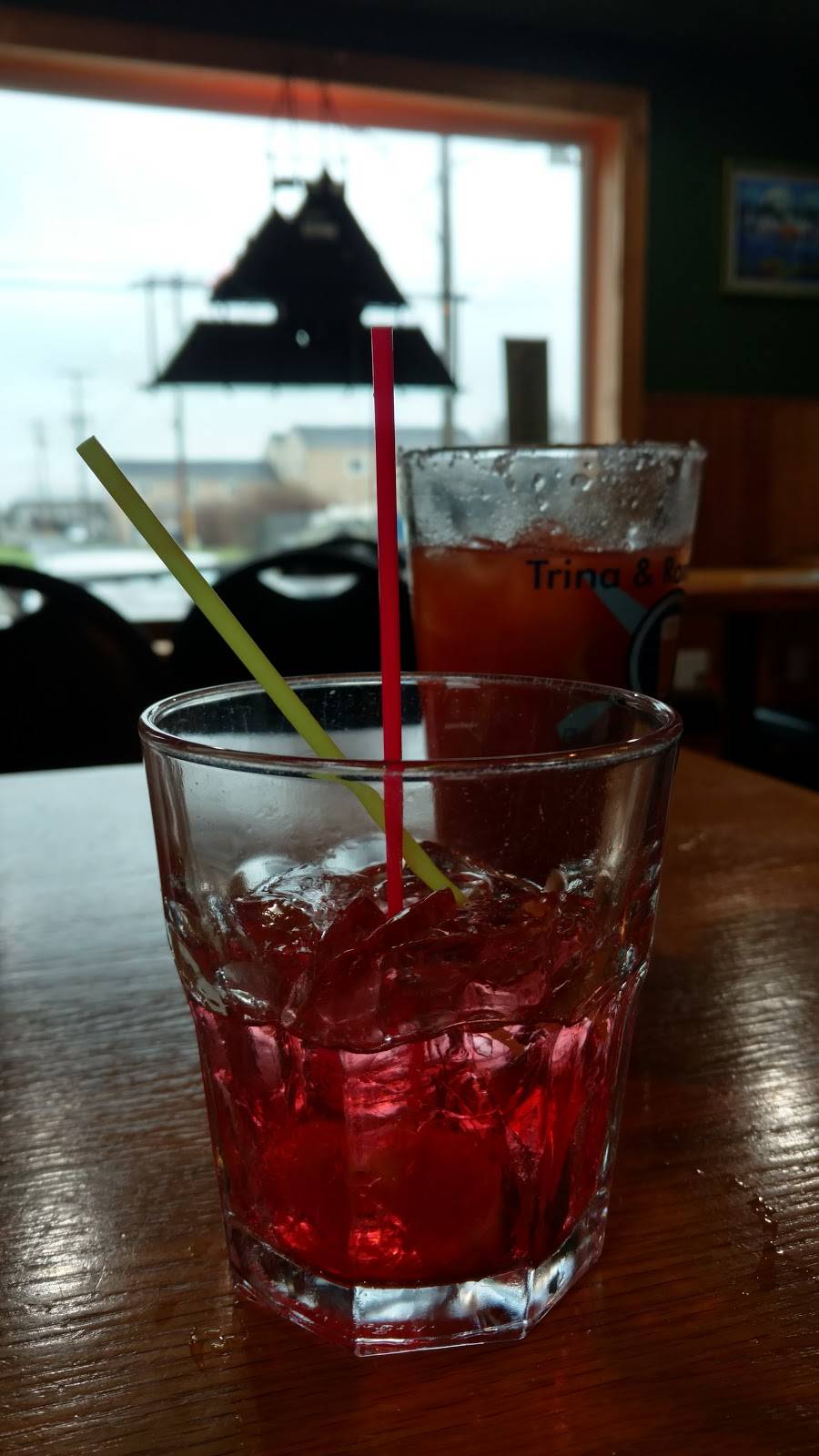 Trina & Rons Place | restaurant | 45 NE Skipanon Dr, Warrenton, OR 97146, USA | 5038618200 OR +1 503-861-8200