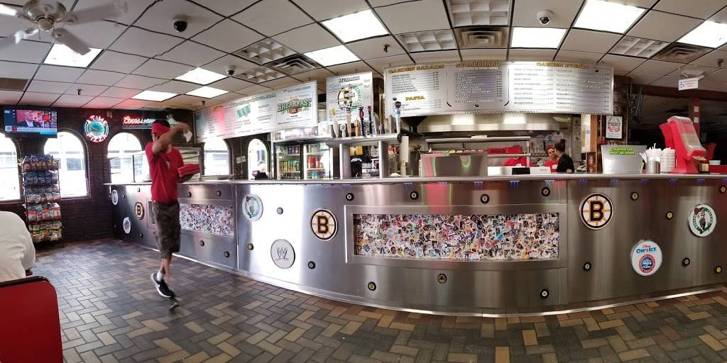 Halftime Pizza | restaurant | 115 Causeway St, Boston, MA 02114, USA | 6177204578 OR +1 617-720-4578