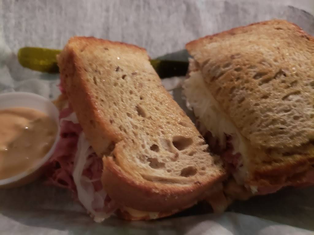 OMalleys Alley | restaurant | 24 SE Magnolia Ext, Ocala, FL 34471, USA | 3526902262 OR +1 352-690-2262