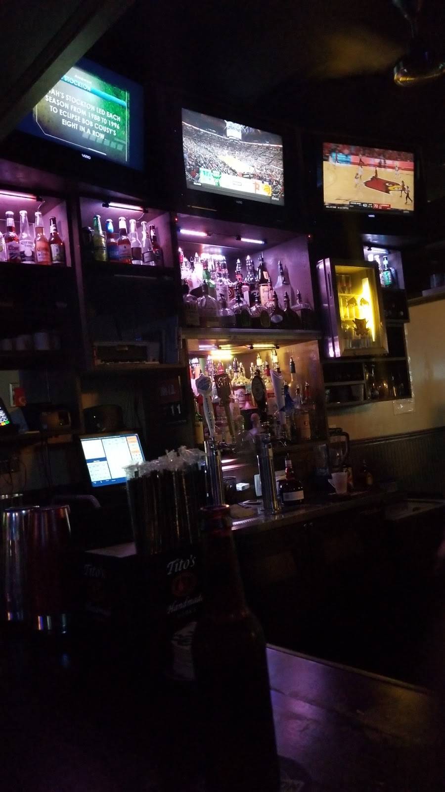 Back Nine Pub | restaurant | 2457 Ashley River Rd B, Charleston, SC 29414, USA | 8438520650 OR +1 843-852-0650