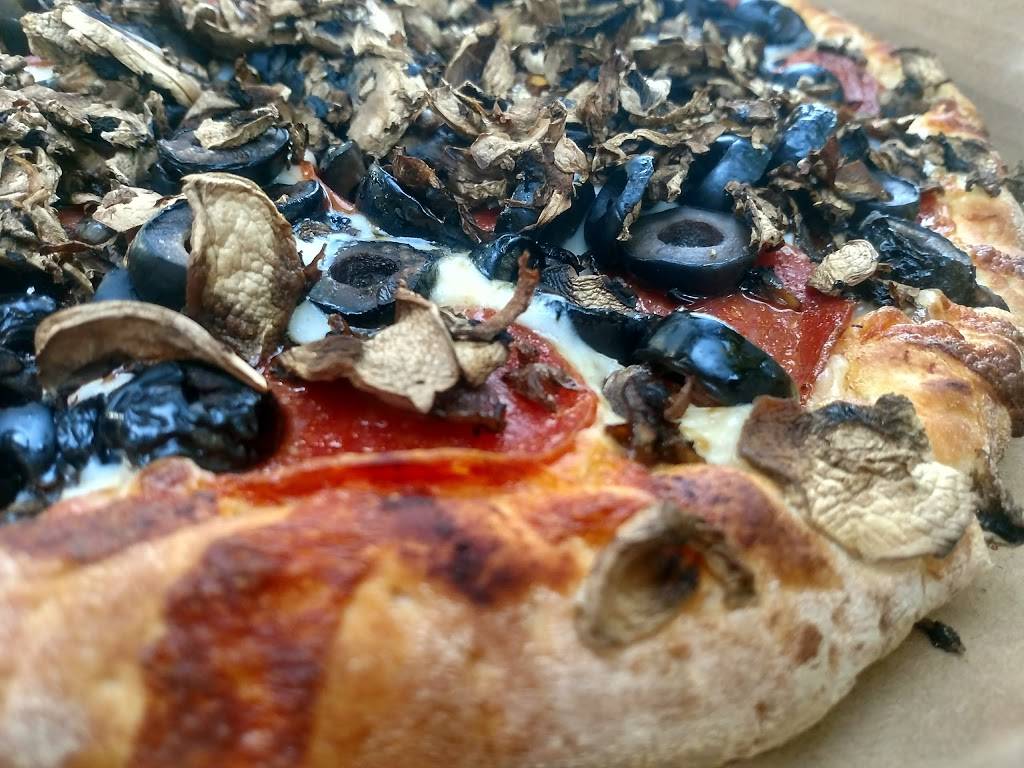 Pizza Round-Up | restaurant | 11806 Loma Rica Rd, Marysville, CA 95901, USA | 5307439896 OR +1 530-743-9896