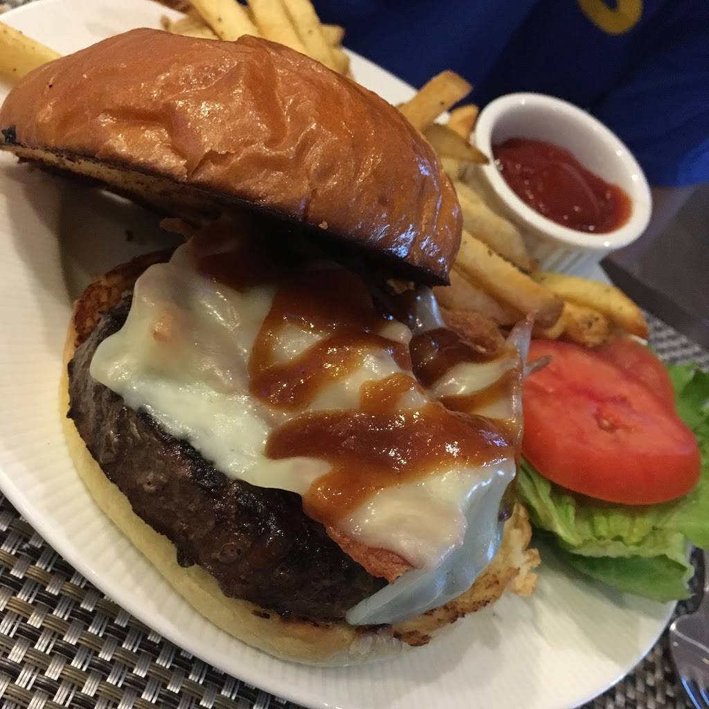 Sevens Bar & Grill | restaurant | 777 Bellew Dr, Milpitas, CA 95035, USA | 4083219500 OR +1 408-321-9500