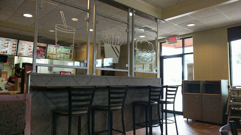 Taco Bell | meal takeaway | 2325 US-92 W, Auburndale, FL 33823, USA | 8639675206 OR +1 863-967-5206