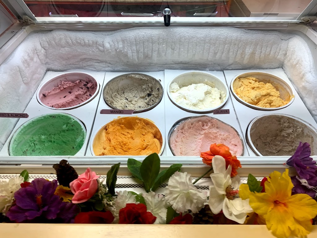 Ozzies ice cream & things LLC. | bakery | 277 W 1st St, Mt Vernon, NY 10550, USA | 9143711205 OR +1 914-371-1205