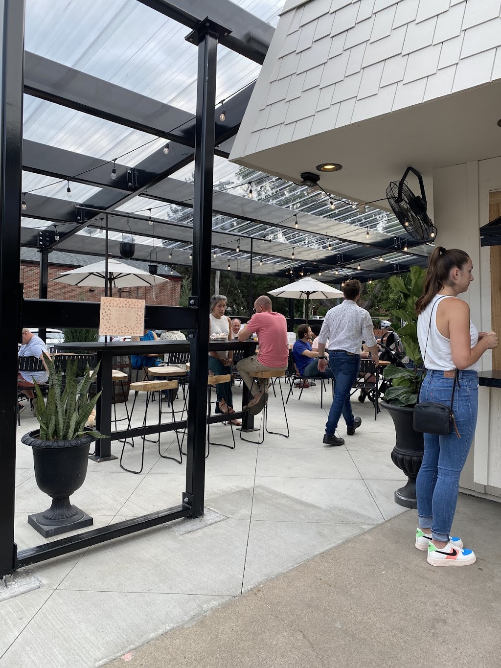 un dito | restaurant | 4728 Cedar Ave S, Minneapolis, MN 55407, USA | 6122238639 OR +1 612-223-8639