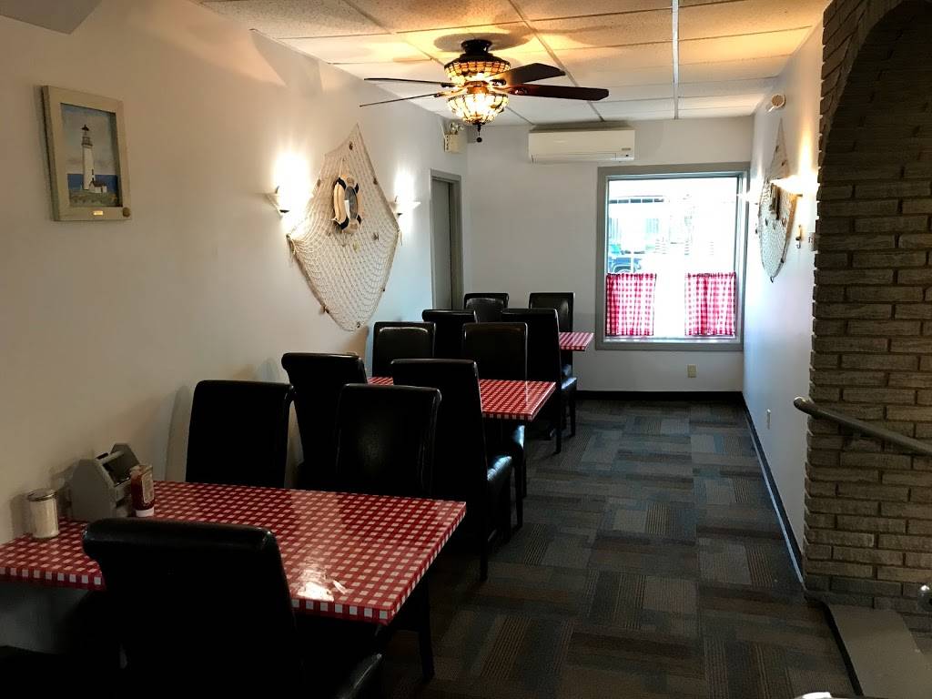 1 Fish 2 Fish | restaurant | 11 Mill St W, Tottenham, ON L0G 1W0, Canada | 2492885555 OR +1 249-288-5555