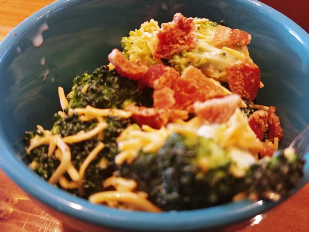 City Limits Taproom | restaurant | 2620 N Woodland Blvd, DeLand, FL 32720, USA | 3869566825 OR +1 386-956-6825