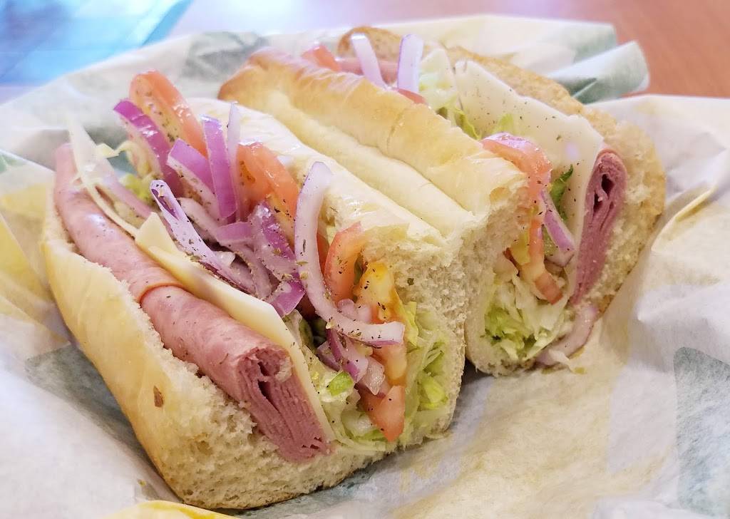 Subway | restaurant | 7000 E Mayo Blvd Unit C 10, Phoenix, AZ 85054, USA | 4805028289 OR +1 480-502-8289