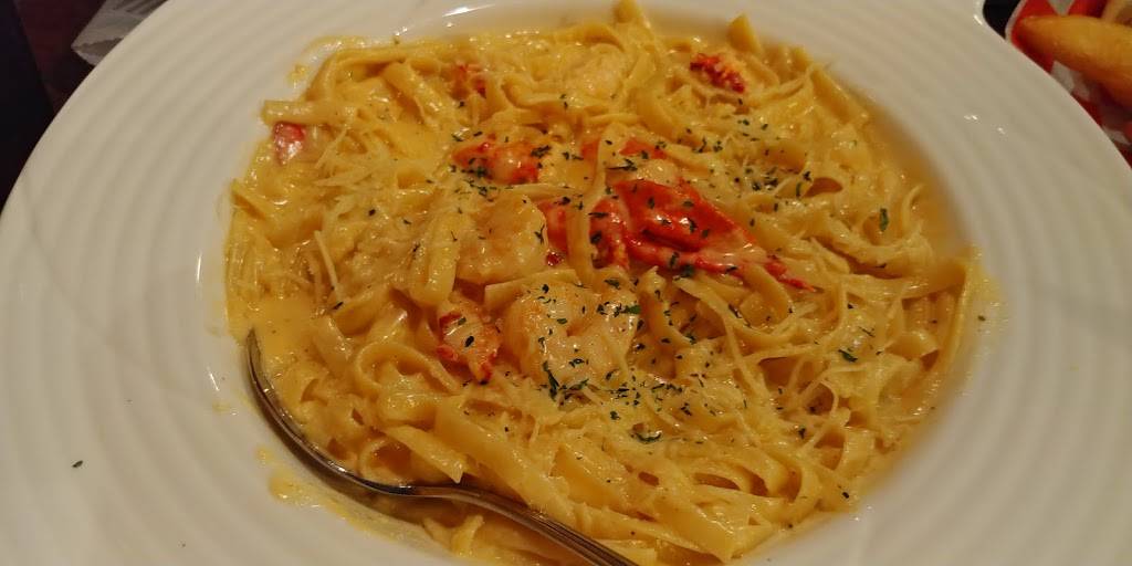 Oyster House | restaurant | 25 Patillo Rd, LaGrange, GA 30241, USA | 7067562444 OR +1 706-756-2444