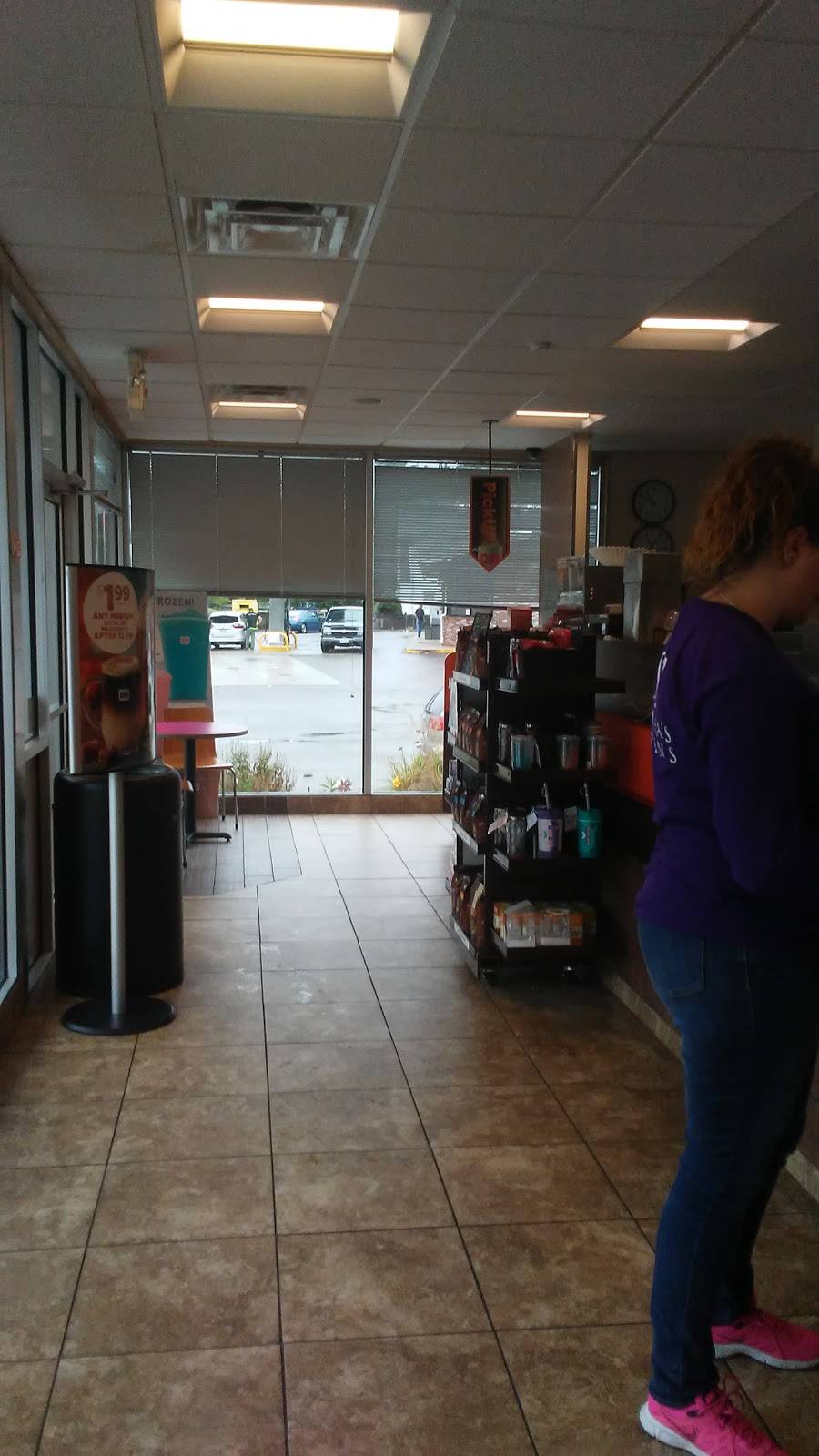 Dunkin | bakery | 647 Boston Rd, Billerica, MA 01821, USA | 9786679152 OR +1 978-667-9152