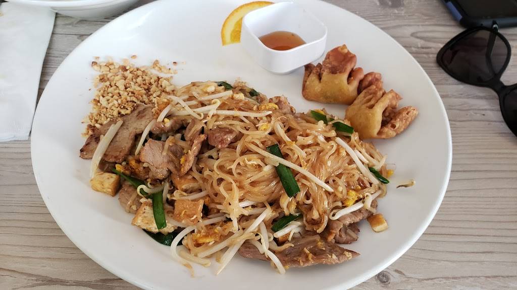 Star Anise Thai Cuisine | restaurant | 8935 Towne Centre Dr #115, San Diego, CA 92122, USA | 8585351668 OR +1 858-535-1668