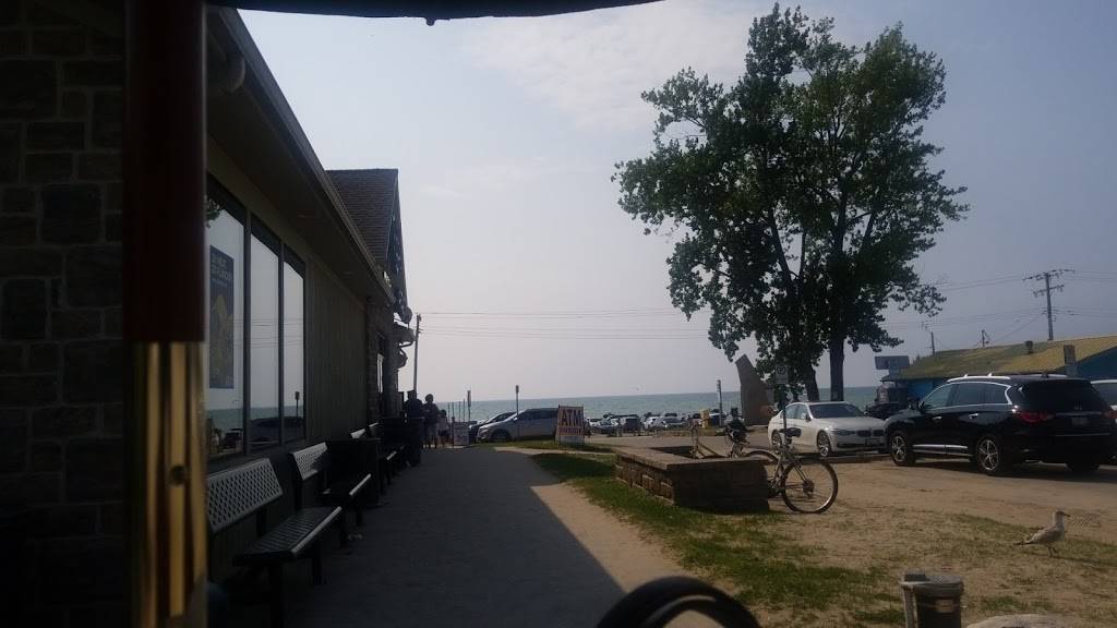 Subway | restaurant | 8 2nd Ave N, Sauble Beach, ON N0H 2G0, Canada | 5194221689 OR +1 519-422-1689