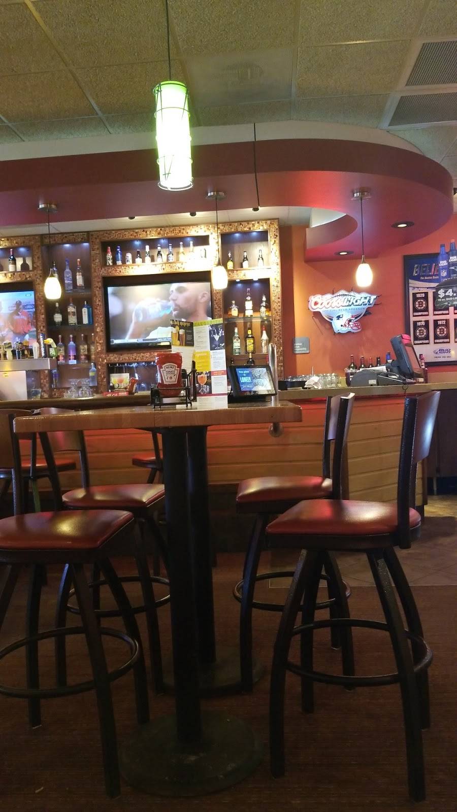 Applebees Grill + Bar | restaurant | 1364 Main St, Sanford, ME 04073, USA | 2073245259 OR +1 207-324-5259