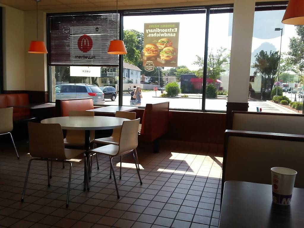 McDonalds | cafe | 6631 W North Ave, Wauwatosa, WI 53213, USA | 4144750055 OR +1 414-475-0055