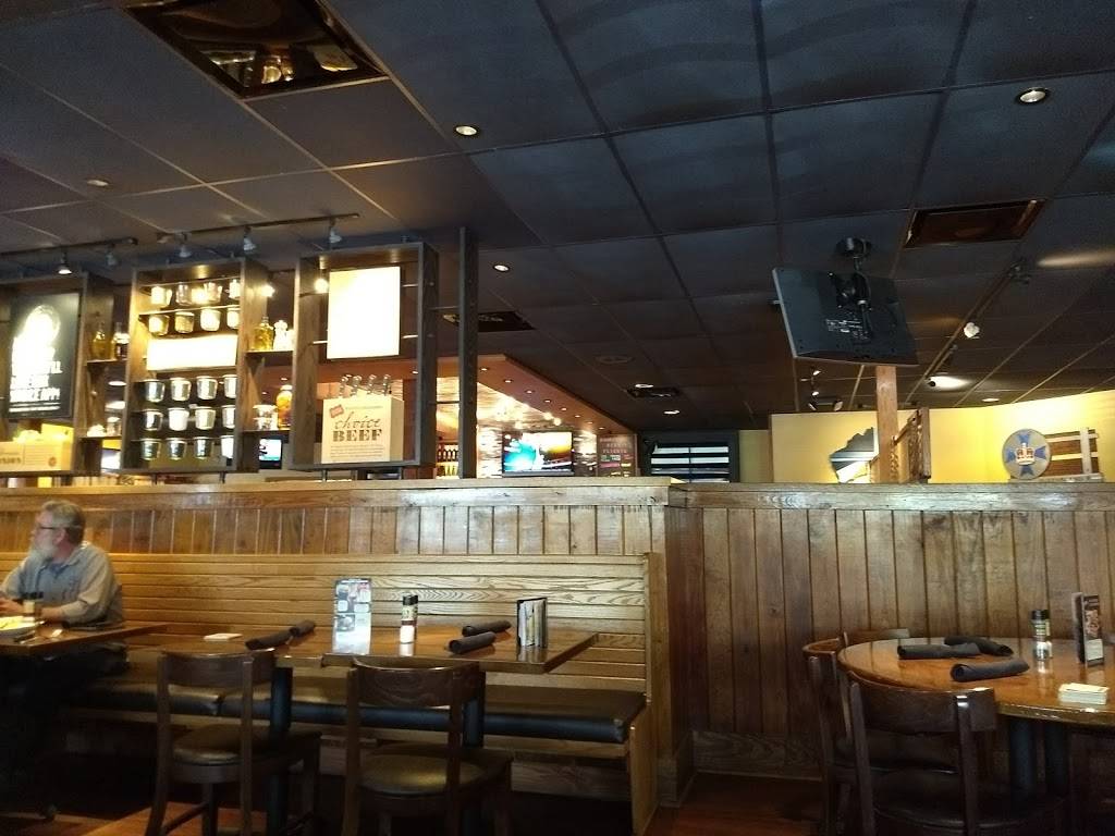 Outback Steakhouse | restaurant | 3690 E Bay Dr, Largo, FL 33771, USA | 7275389499 OR +1 727-538-9499