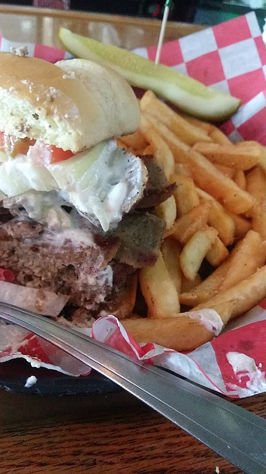 Offsides Sports Bar & Grill | night club | 680 S Eastwood Dr, Woodstock, IL 60098, USA | 8153348700 OR +1 815-334-8700