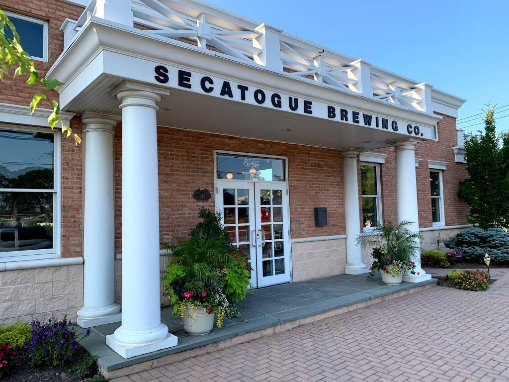 Secatogue Brewing Company | restaurant | 375 Union Blvd, West Islip, NY 11795, USA | 6312288914 OR +1 631-228-8914