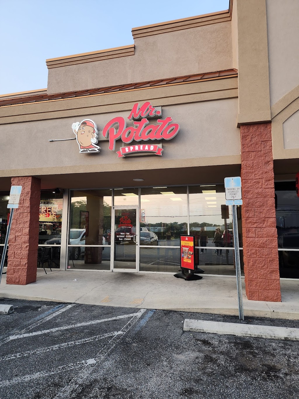Mr. Potato Spread | restaurant | 7159 Philips Hwy #102, Jacksonville, FL 32256, USA | 9049020175 OR +1 904-902-0175