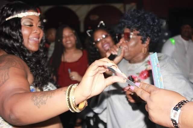 Skyline Hookah Lounge | restaurant | 10541 Cypress Creek Pkwy, Houston, TX 77070, USA | 8326046253 OR +1 832-604-6253