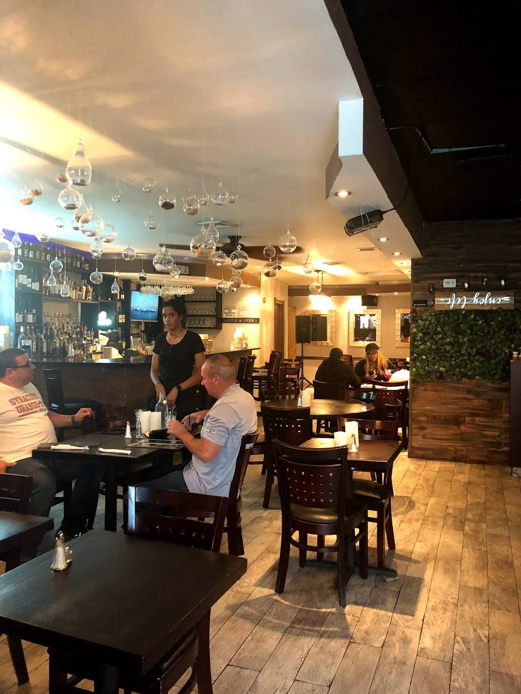 Cafe Kiskeya | restaurant | 271-11 Union Tpke, Queens, NY 11040, USA | 7183431170 OR +1 718-343-1170