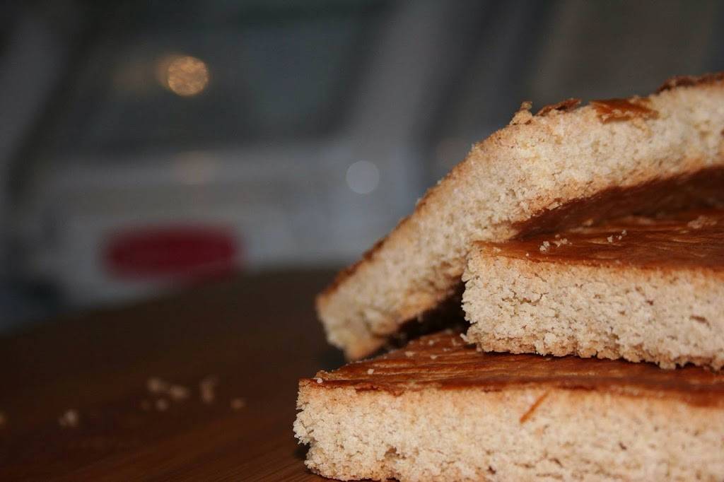 Suzie’s Gluten Free Kitchen | bakery | 7 Ontario St, Grimsby, ON L3M 3G8, Canada | 2892357501 OR +1 289-235-7501