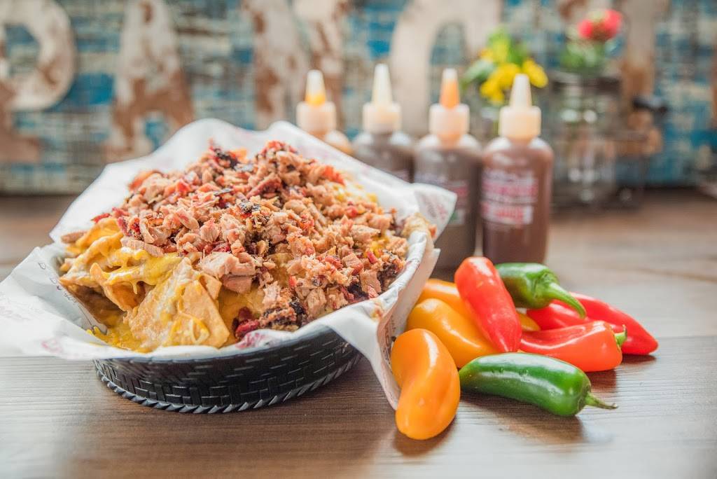 Bar-B-Cutie SmokeHouse | restaurant | 5603 Presidio Parkway, San Antonio, TX 78249, USA | 2102011201 OR +1 210-201-1201