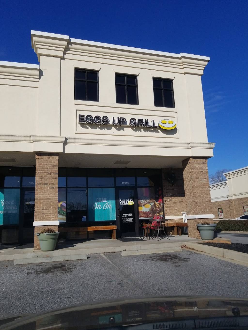 Eggs Up Grill | restaurant | 1939 Woodruff Rd, Greenville, SC 29607, USA | 8645096625 OR +1 864-509-6625