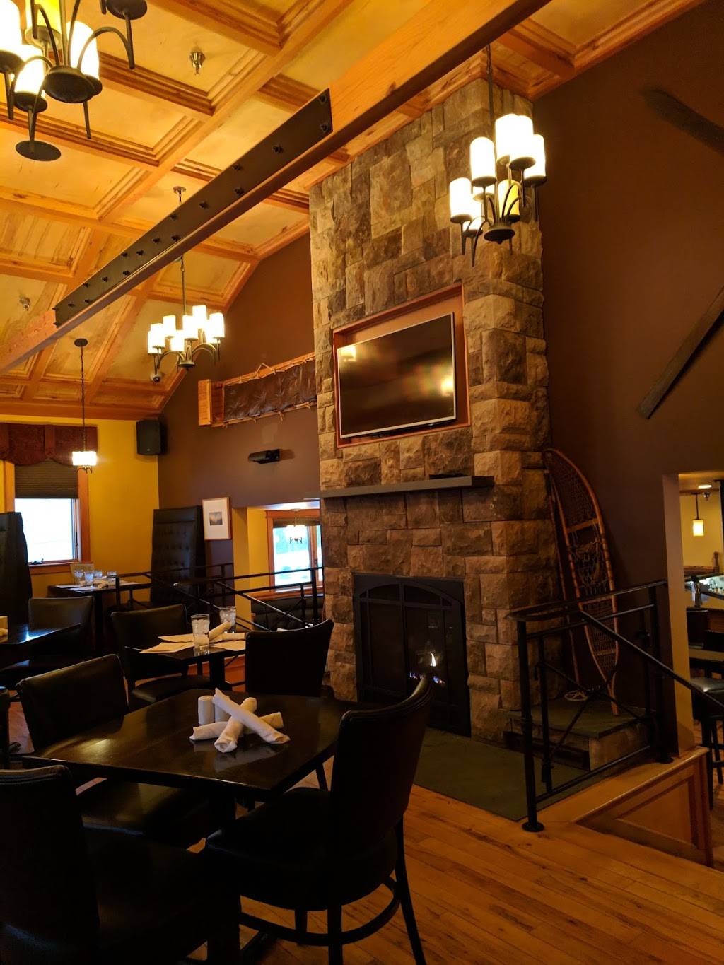 Crux | restaurant | 2384 Killington Rd, Killington, VT 05751, USA | 8024222284 OR +1 802-422-2284