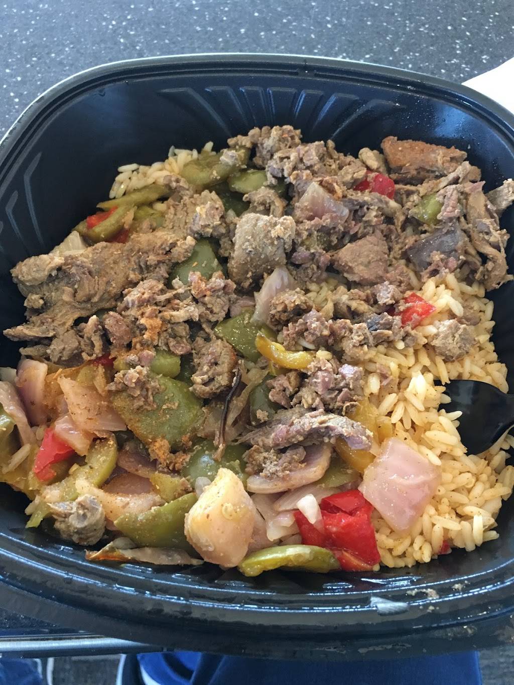 Fresh City | restaurant | Terminal A, 11 Schoephoester Rd, Windsor Locks, CT 06096, USA | 8602921580 OR +1 860-292-1580