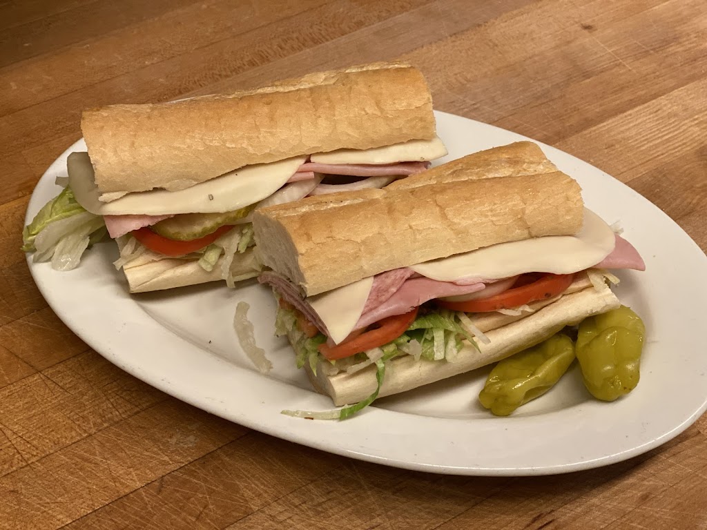 Dinos Italian Pizza & Italian Restaurant | restaurant | 7004 W Higgins Ave, Chicago, IL 60656, USA | 7737634077 OR +1 773-763-4077