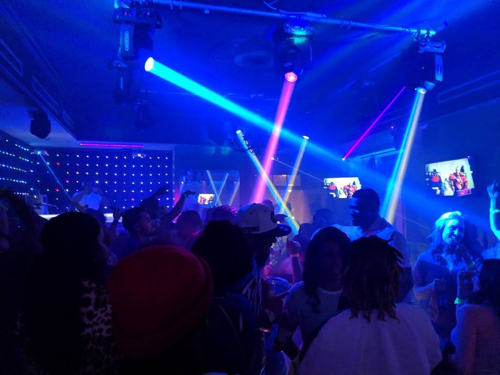 Twelve Bar | night club | 310 Beale St, Memphis, TN 38103, USA | 9015214308 OR +1 901-521-4308