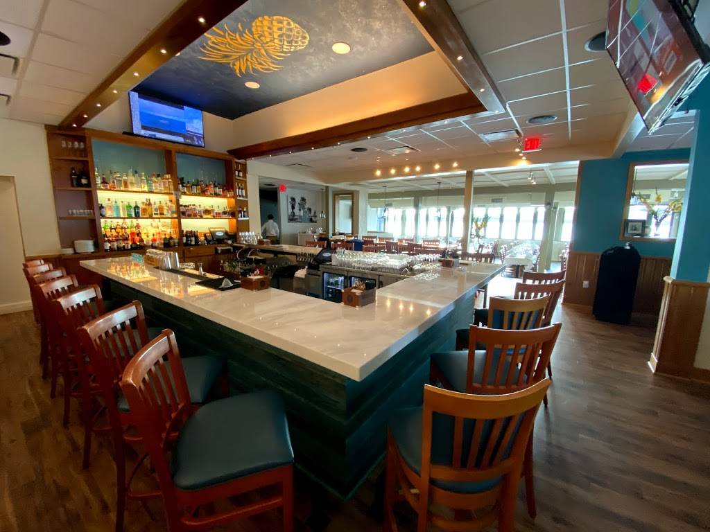 Russells on Lake Ivanhoe | restaurant | 1414 N Orange Ave, Orlando, FL 32804, USA | 4076013508 OR +1 407-601-3508