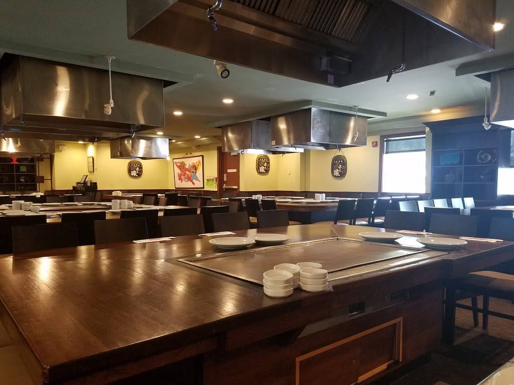 Benihana | restaurant | 2105 Northern Blvd, Manhasset, NY 11030, USA | 5166273400 OR +1 516-627-3400