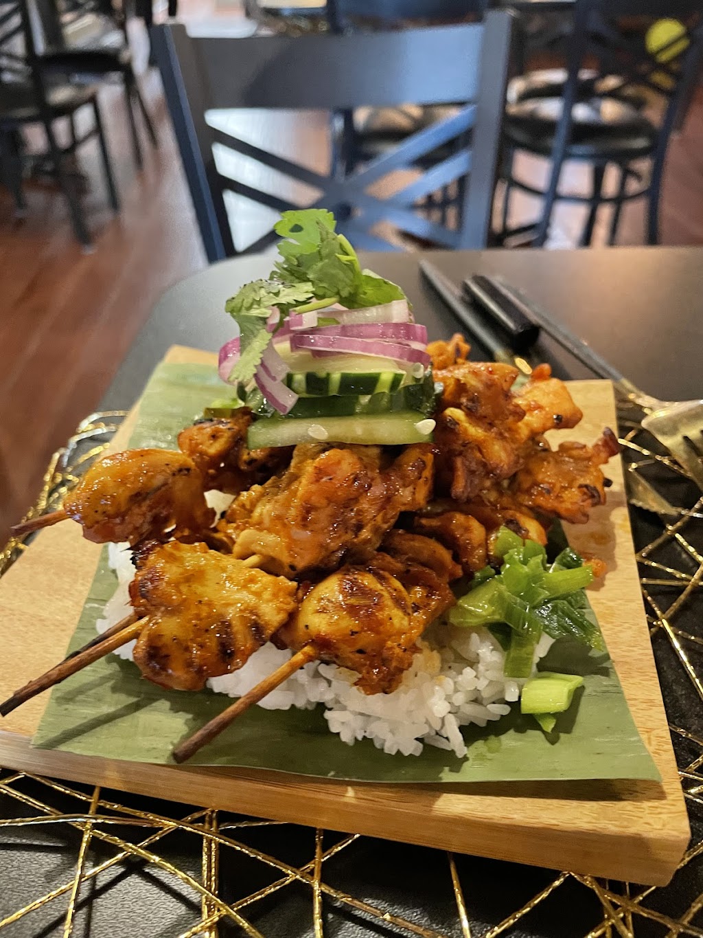 Khmai Cambodian Fine Dining | restaurant | 2043 W Howard St, Chicago, IL 60645, USA | 3126267710 OR +1 312-626-7710