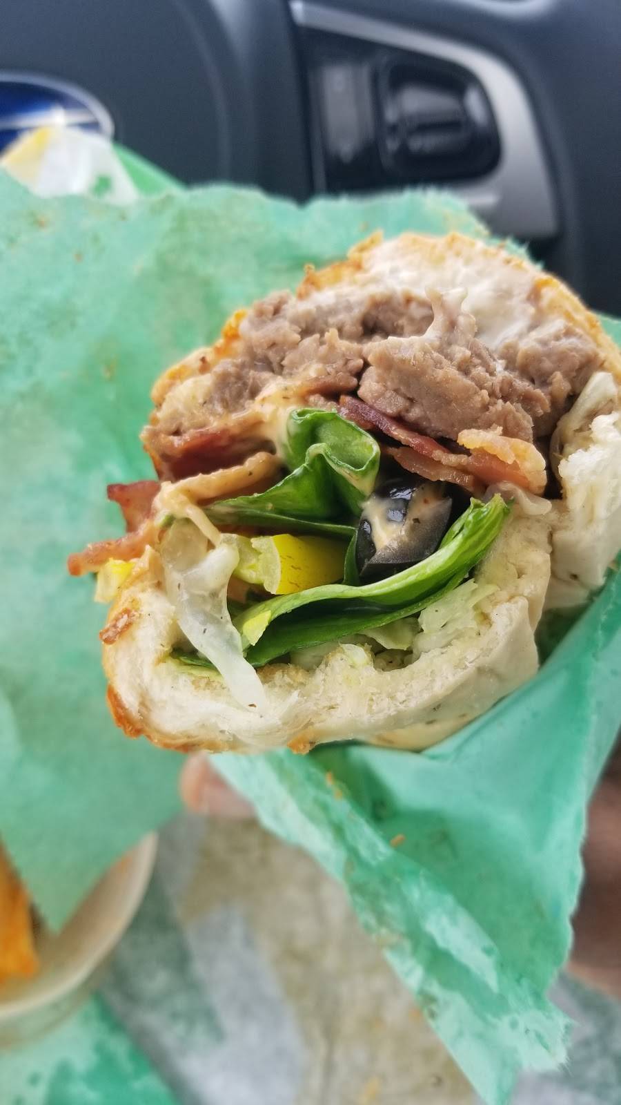 Subway | restaurant | 3706 30th Ave, Kenosha, WI 53144, USA | 2626521717 OR +1 262-652-1717